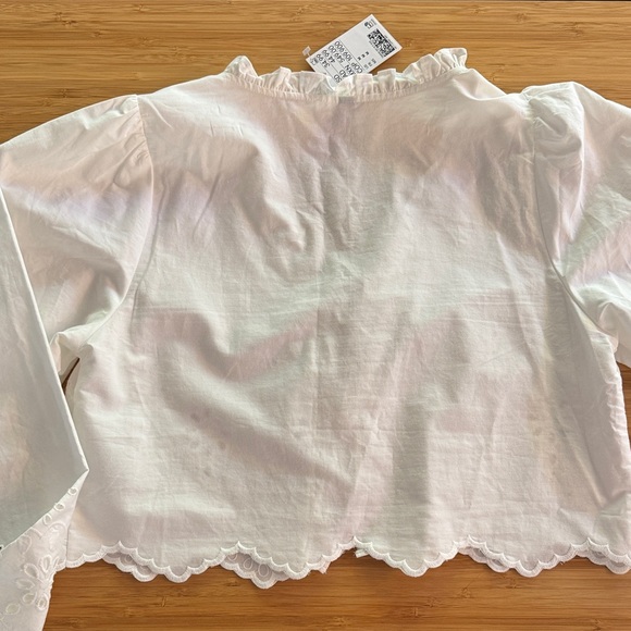 H&M White Ruffled Eyelet Blouse - Picture 7 of 7